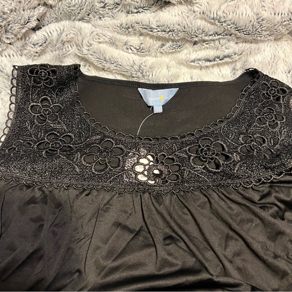 Dream Rest full length sleeveless nightgown - Picture 2 of 4